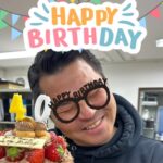 ✨🎂代表の細萱の誕生日を事務所でお祝いしました🎂✨